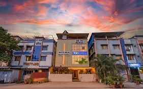 Fabhotel White Gold